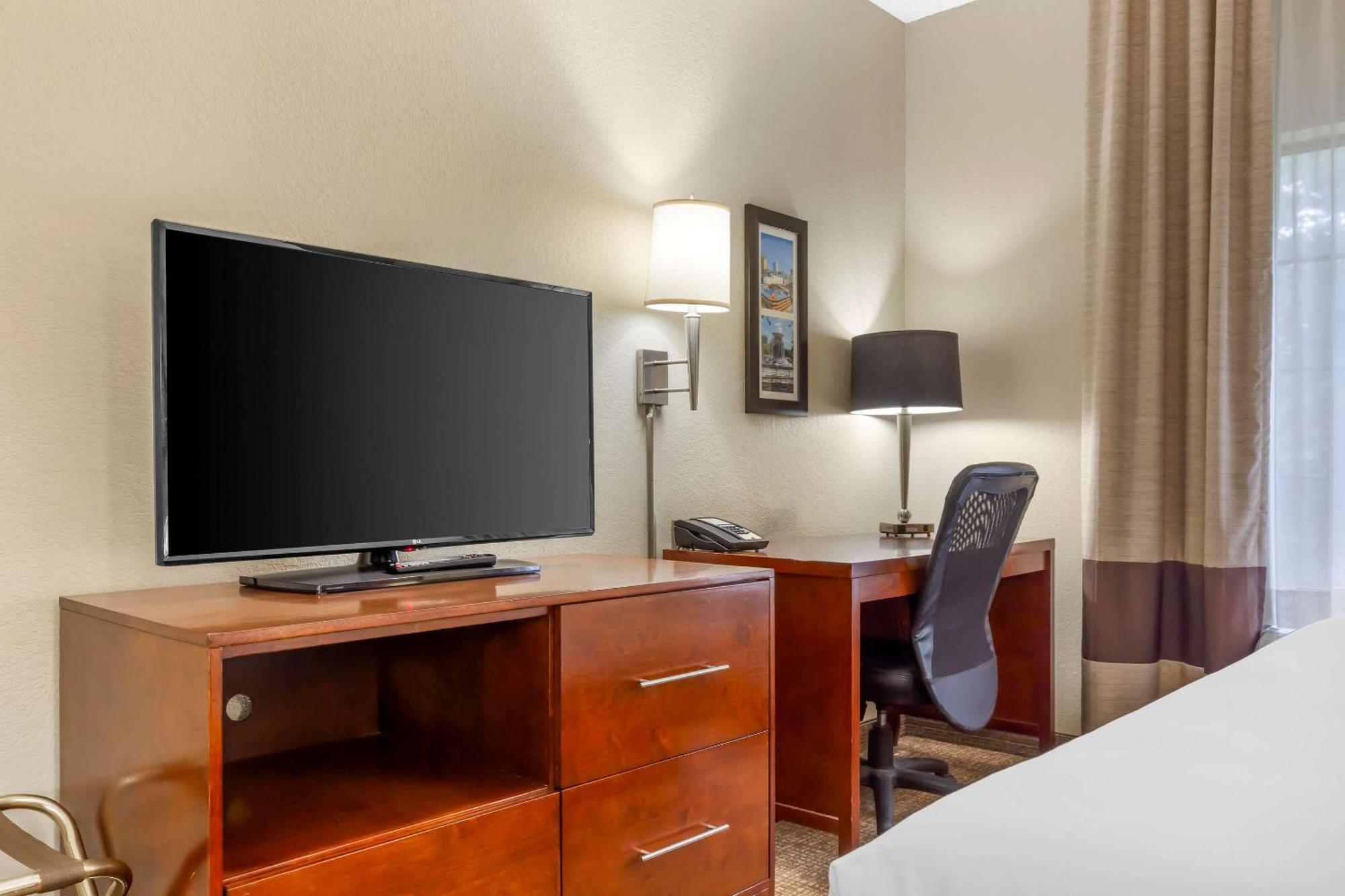Hotel Comfort Regency Park 3*