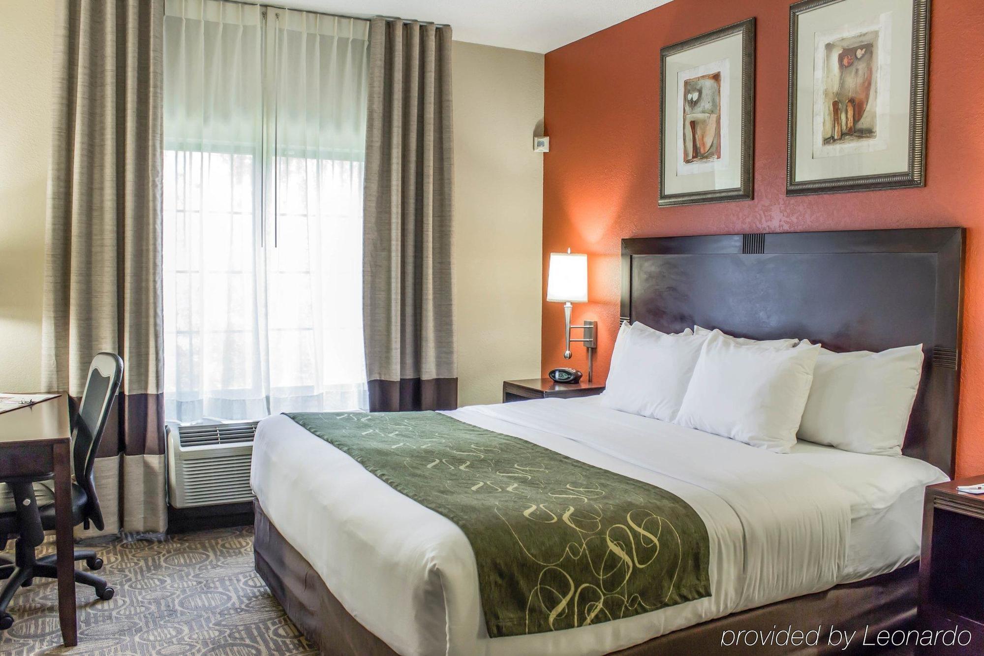 Hotel Comfort Regency Park