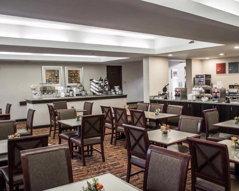 Comfort Regency Park 3*