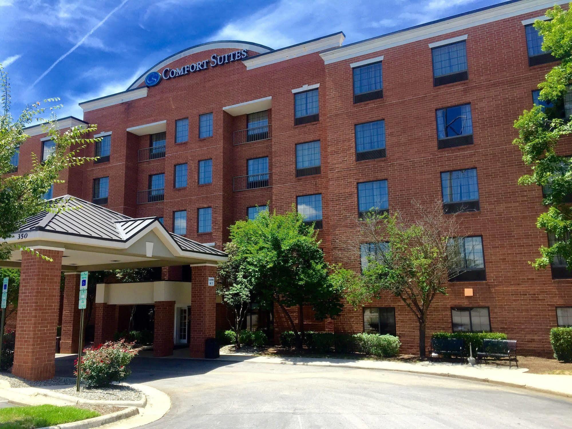Comfort Regency Park 3*